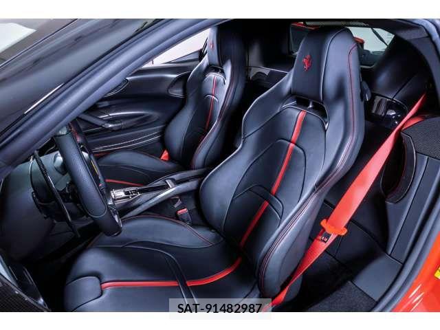 Ferrari SF90 Stradale 2021-08 7218415-2