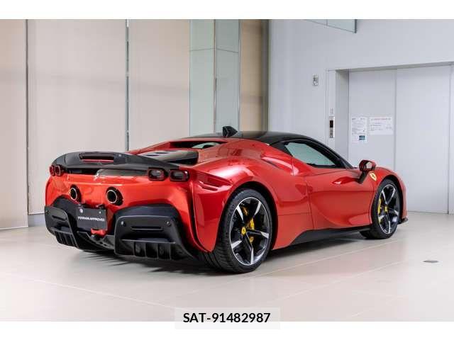 Ferrari SF90 Stradale 2021-08 7218415-7