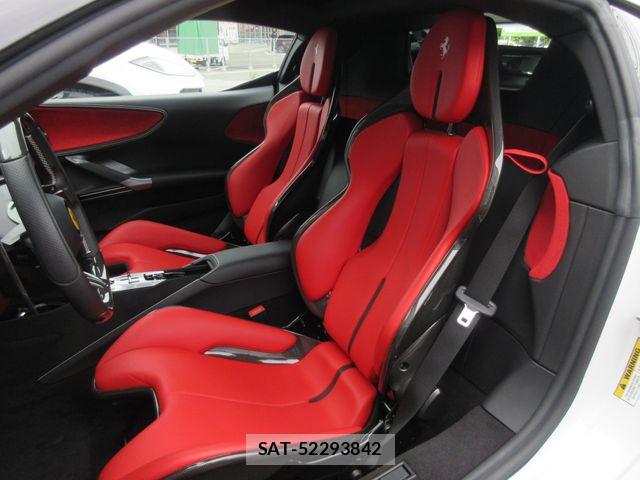 Ferrari SF90 Stradale 2021-09 8365886-14
