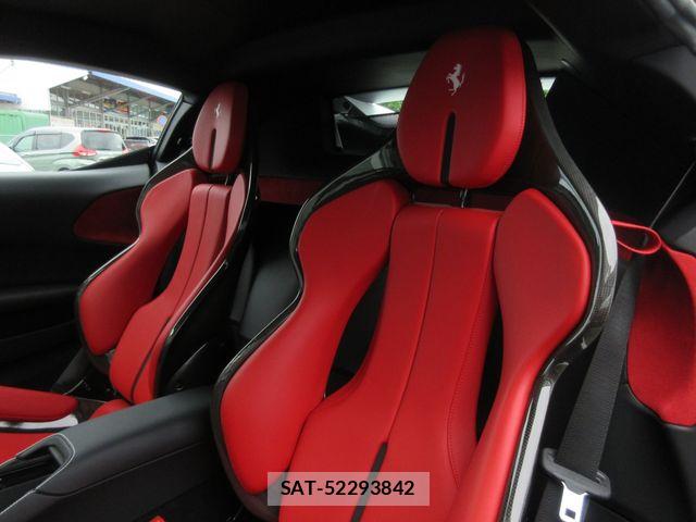Ferrari SF90 Stradale 2021-09 8365886-15