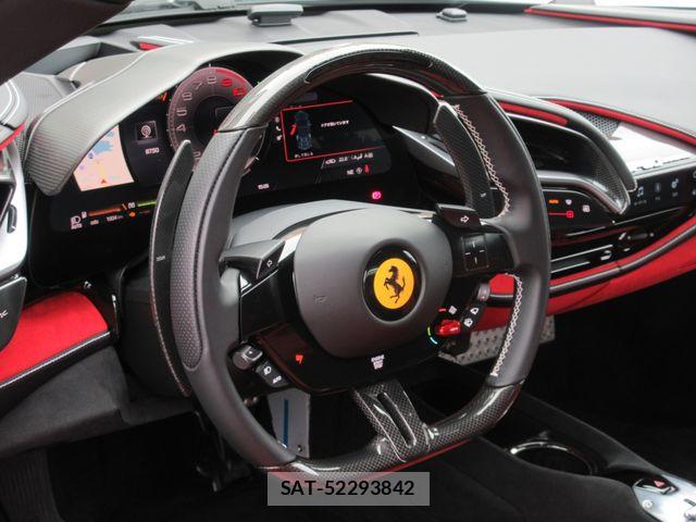 Ferrari SF90 Stradale 2021-09 8365886-23