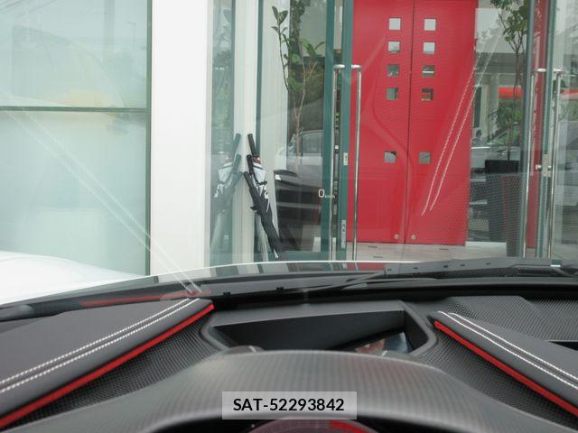 Ferrari SF90 Stradale 2021-09 8365886-26