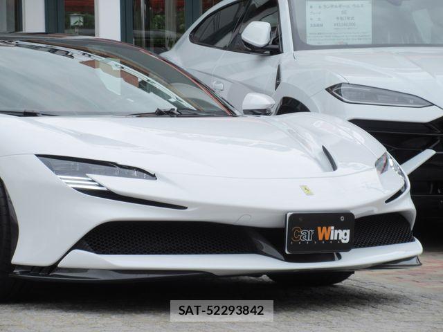 Ferrari SF90 Stradale 2021-09 8365886-4