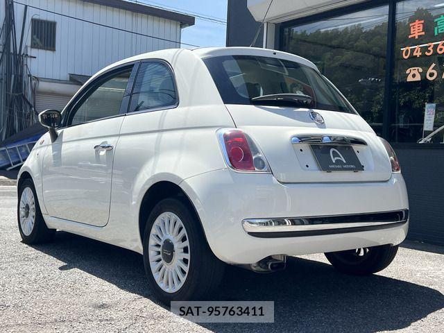 Fiat 500 2008-09 1220913-2