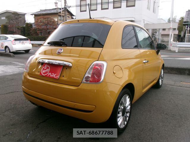 Fiat 500 2015-10 2008947-2