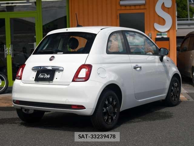 Fiat 500 2021-10 2348503-4