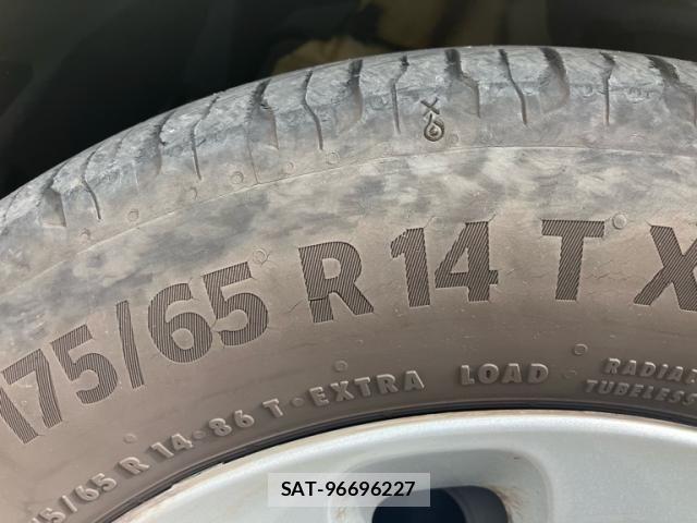 Fiat 500 2021-04 4941151-8