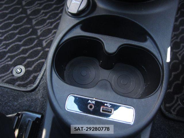 Fiat 500 2018-04 6905011-15