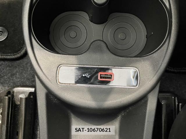 Fiat 500 2018-12 7876429-13