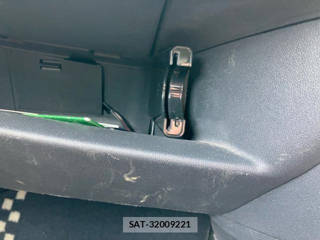 Fiat 500 2010-02 8035514-17