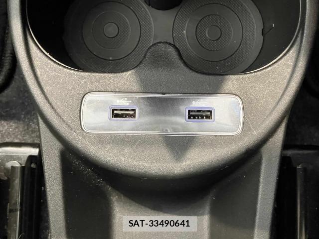 Fiat 500 2023-11 8130034-12