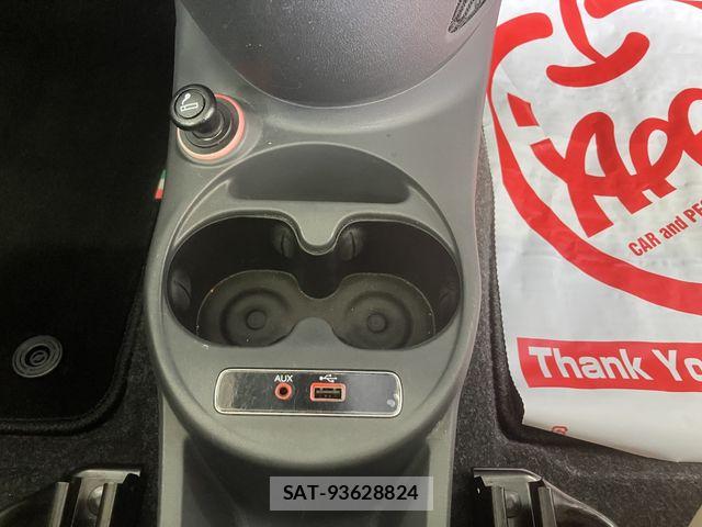 Fiat 500 2017-10 8245180-26