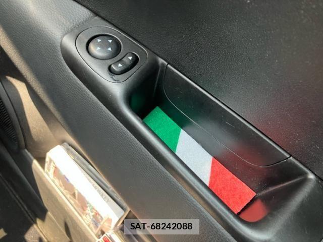 Fiat 500 2013-11 8354443-10
