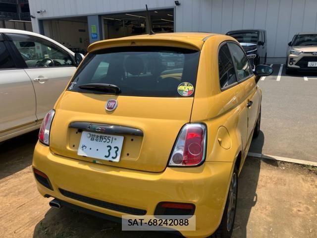 Fiat 500 2013-11 8354443-3