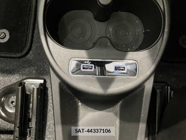 Fiat 500 2023-11 8879710-12