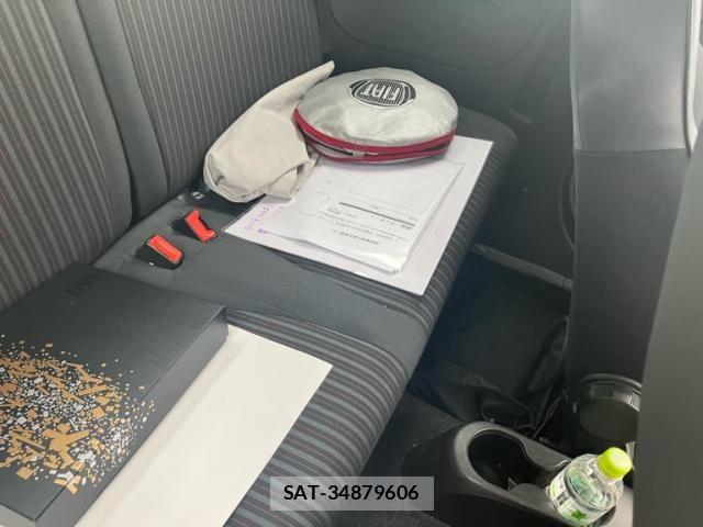 Fiat 500 2019-11 8438110-12