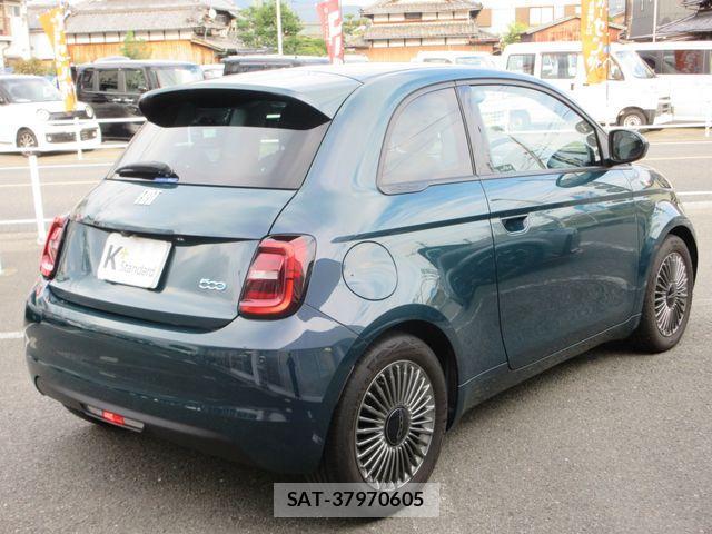 Fiat 500 2022-06 1330824-8