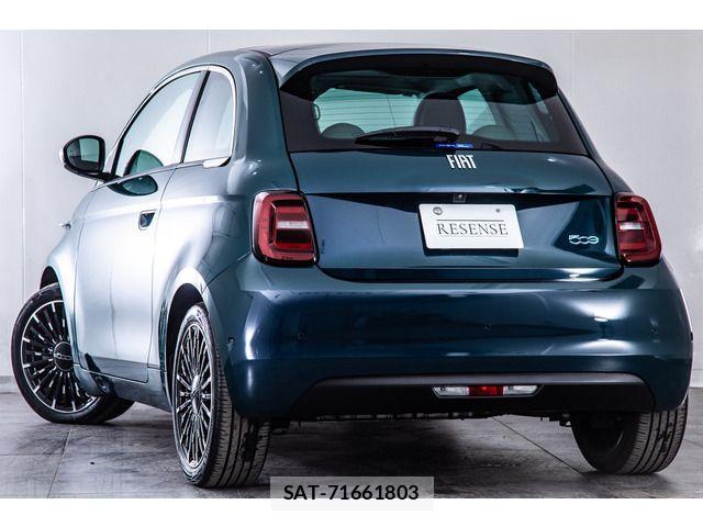 Fiat 500e 2022-09 4591965-9