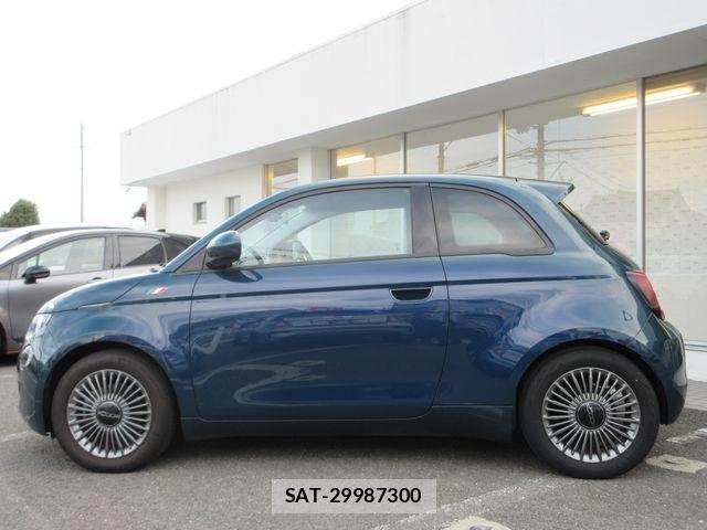 Fiat 500e 2022-06 6791021-21