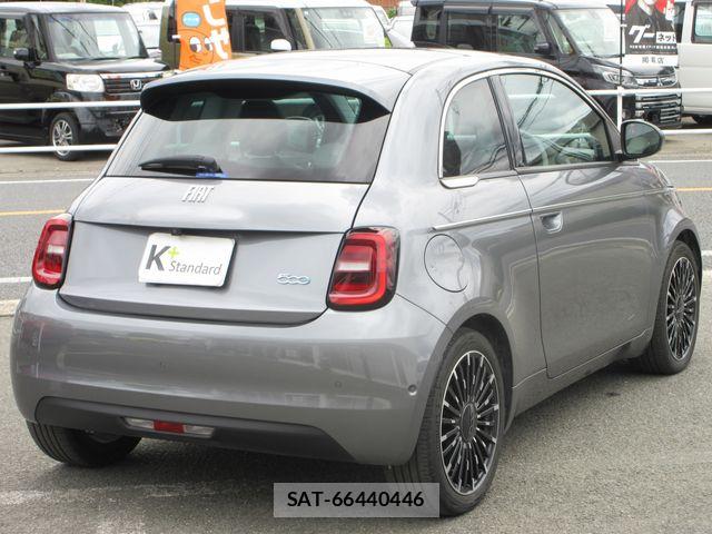 Fiat 500e 2023-12 7876437-8
