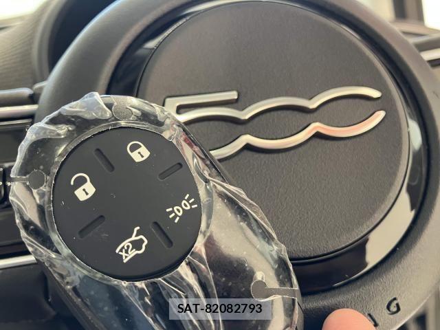 Fiat 500e 2016-11 8158414-16
