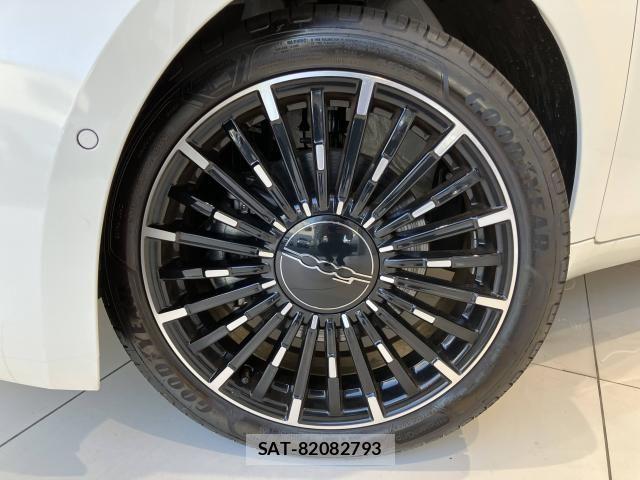 Fiat 500e 2016-11 8158414-3