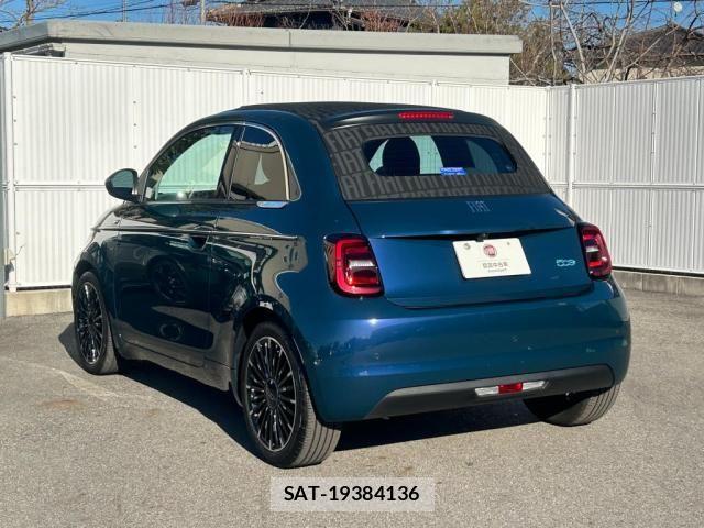 Fiat 500e 2023-10 6905016-12