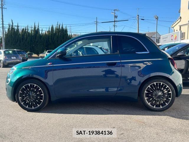 Fiat 500e 2023-10 6905016-8