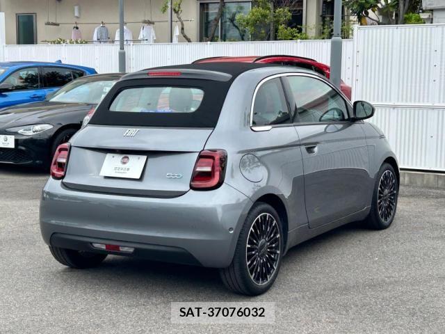 Fiat 500e 2023-02 7327031-11