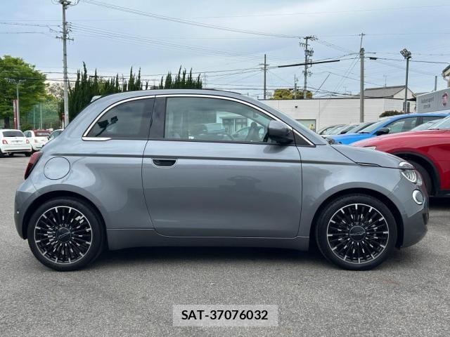Fiat 500e 2023-02 7327031-7