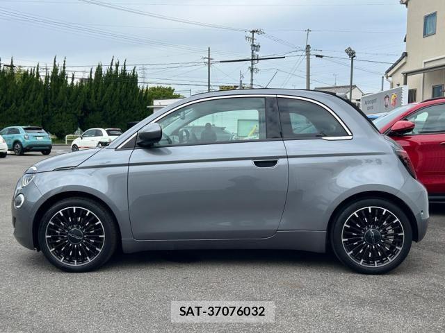 Fiat 500e 2023-02 7327031-8