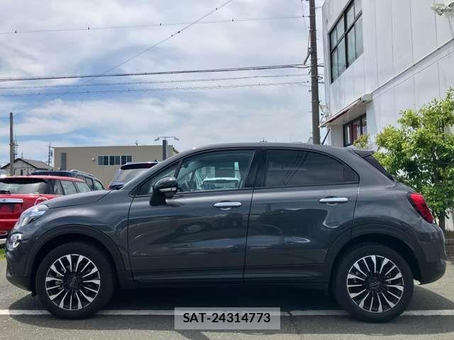 Fiat 500X 2024-09 7250772-9