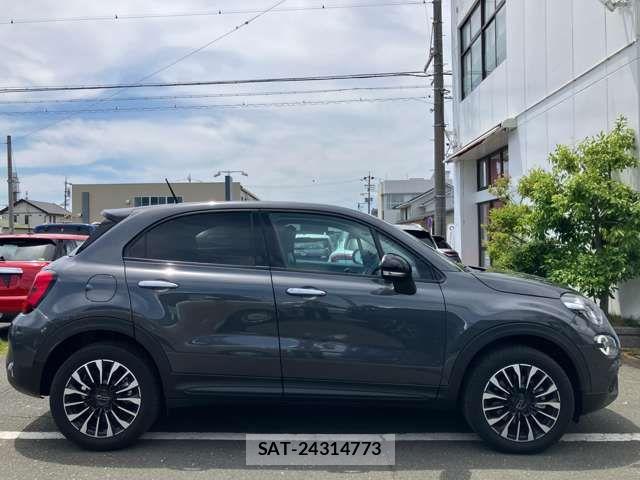 Fiat 500X 2024-09 7250772-8