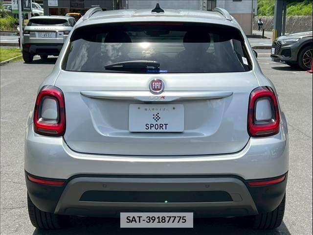 Fiat 500X 2022-09 7784874-13