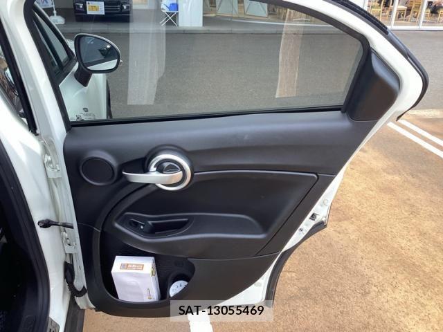 Fiat 500X 2015-11 8438111-12