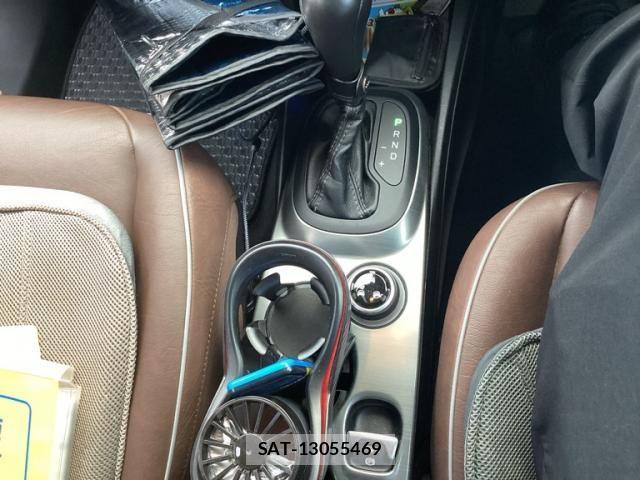 Fiat 500X 2015-11 8438111-23