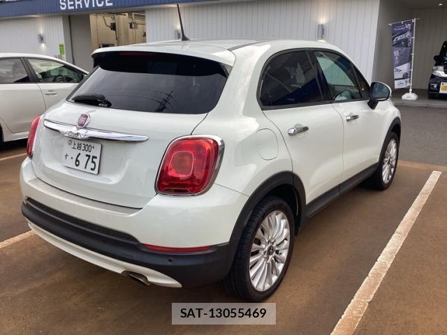 Fiat 500X 2015-11 8438111-3