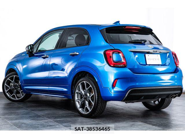 Fiat 500X 2023-06 8829025-8