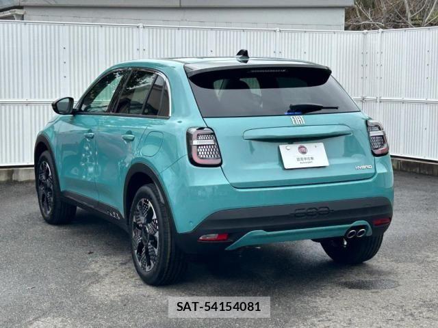 Fiat 600 2025-12 6905027-12