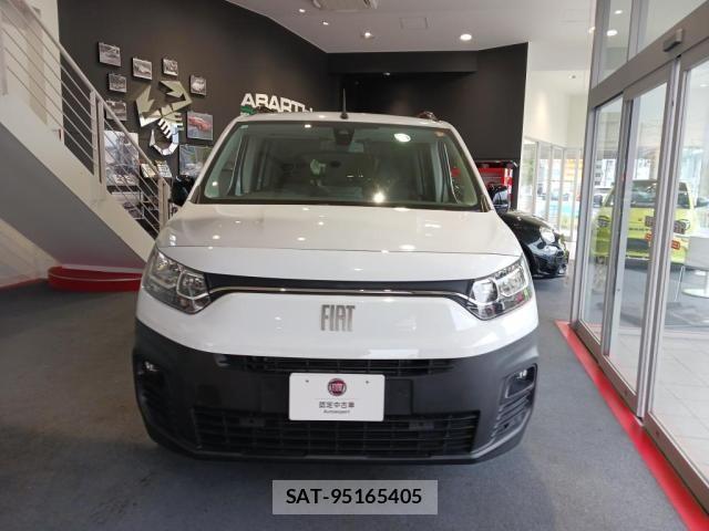 Fiat DOBLO 2024-07 7218496-3