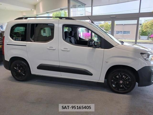 Fiat DOBLO 2024-07 7218496-4