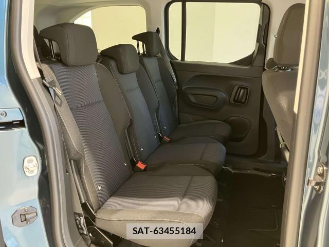 Fiat DOBLO 2026-03 8130100-15