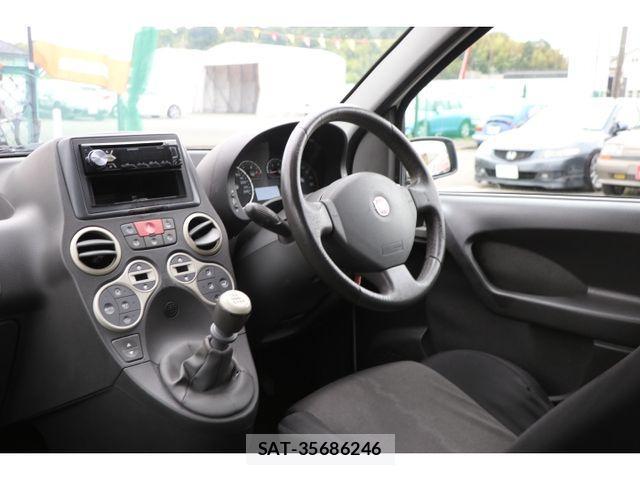 Fiat PANDA 2009-07 987847-5