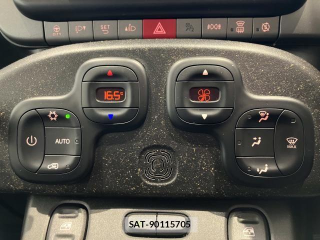 Fiat PANDA 2021-06 6611861-12