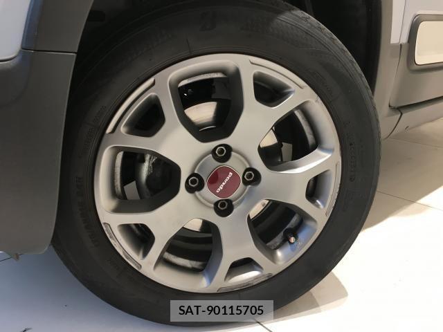 Fiat PANDA 2021-06 6611861-3