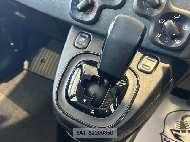 Fiat PANDA 2022-11 7218512-16