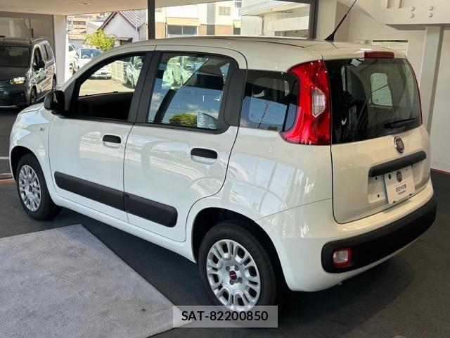 Fiat PANDA 2022-11 7218512-4