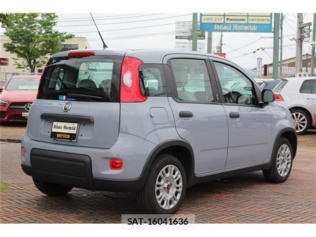 Fiat PANDA 2023-08 7218505-2
