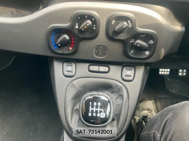 Fiat PANDA 2017-11 7500547-16