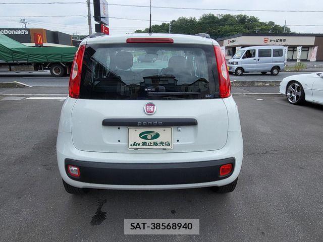 Fiat PANDA 2019-02 7500546-14